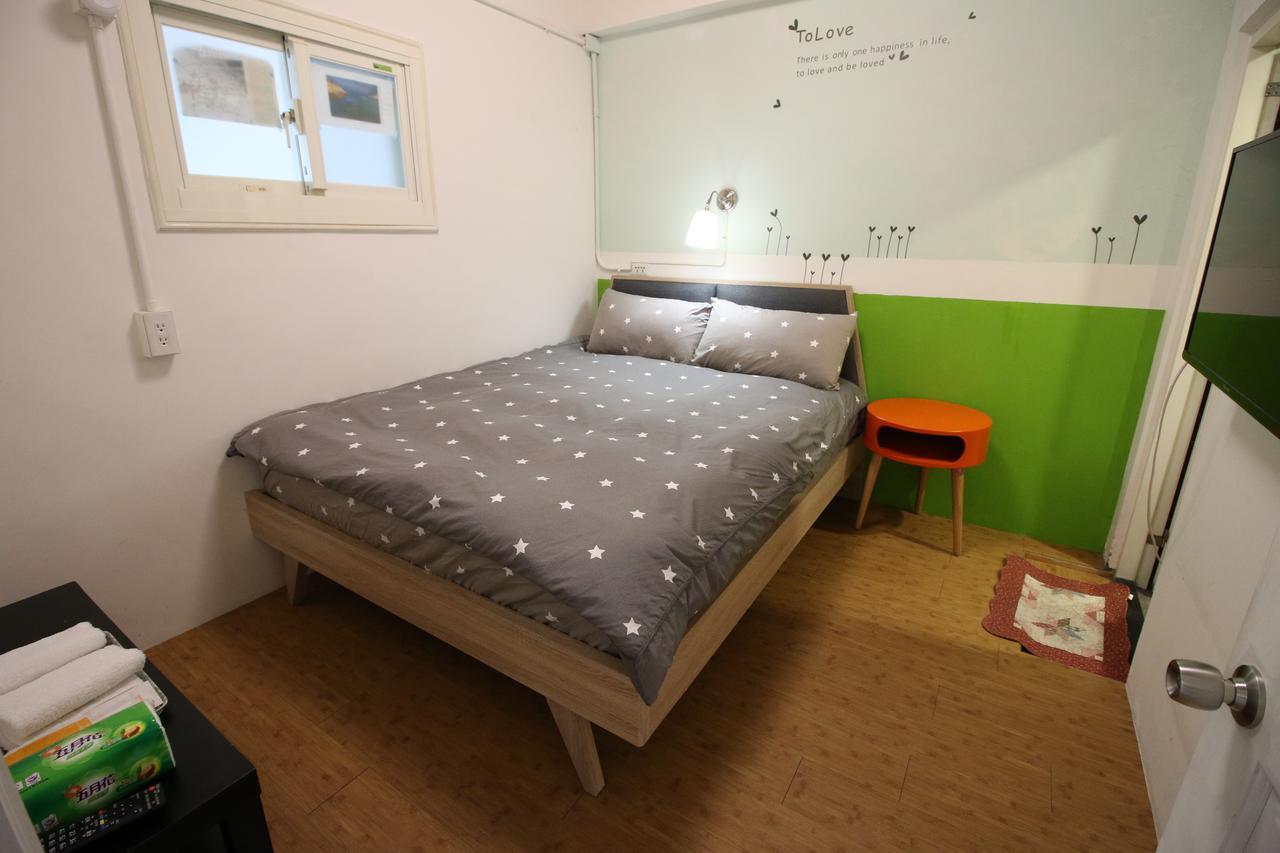Corner Inn九份住宿i 小角落民宿i 機車租借i日夜間導覽 Экстерьер фото